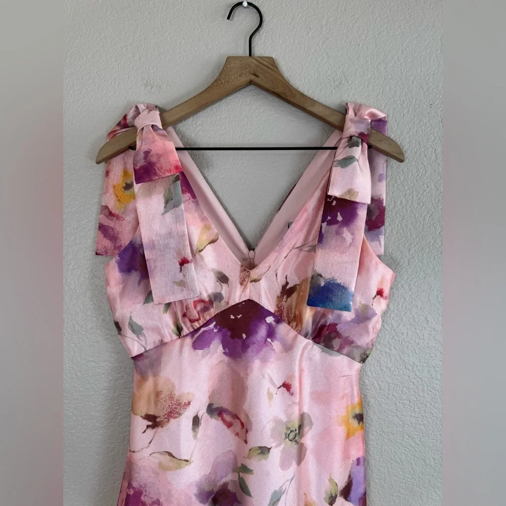 Maison Tara V Neck Pink Watercolor Floral Maxi Dress with Bow Straps size 6 $148 - Picture 10 of 16